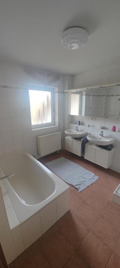 Ferienwohnung Zwischen Rhein Und Schwarzwald Bischweier Экстерьер фото